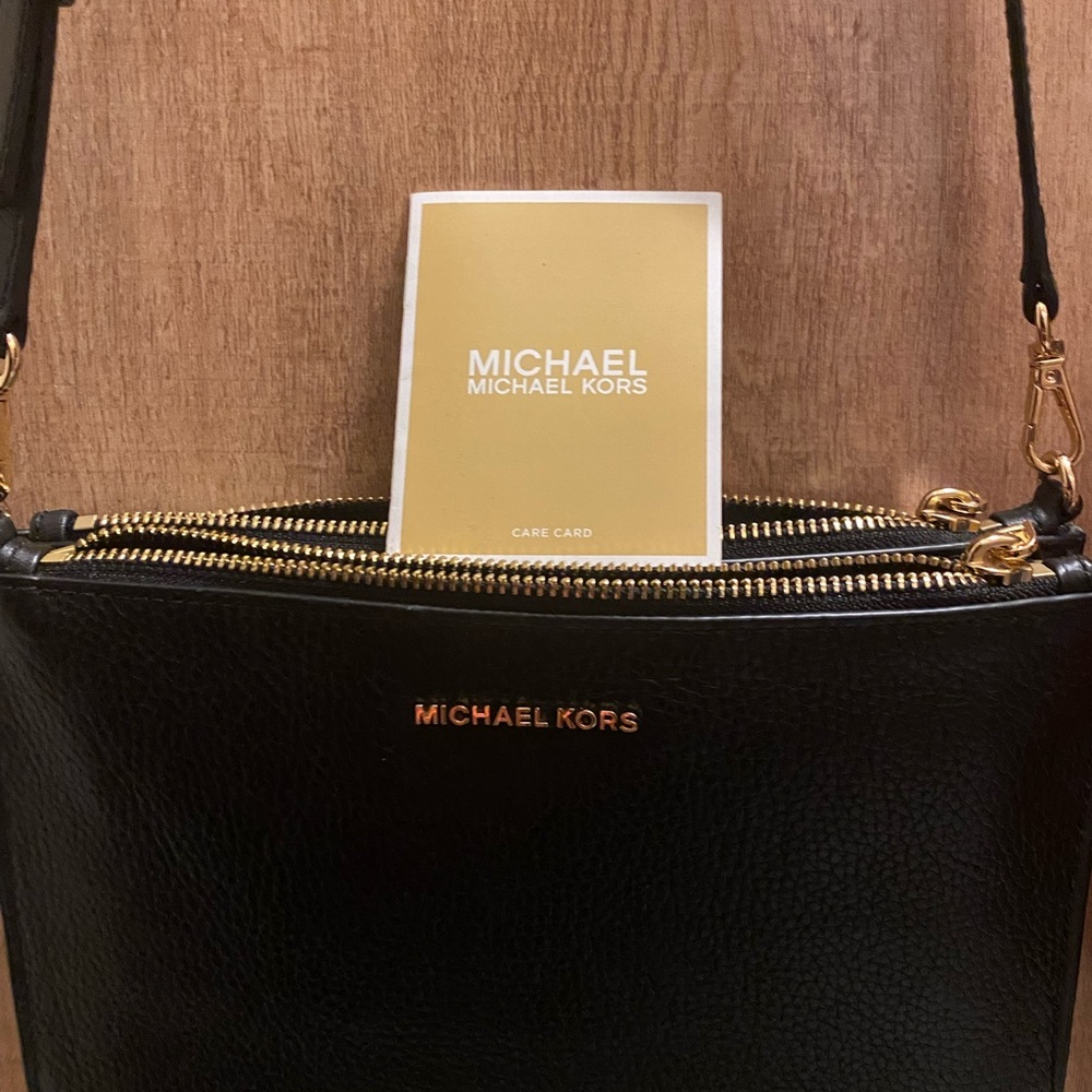 ‼️SOLD Michael Kors Crossbody